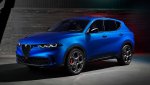 2023-alfa-romeo-tonale-veloce-front-three-quarters.jpg